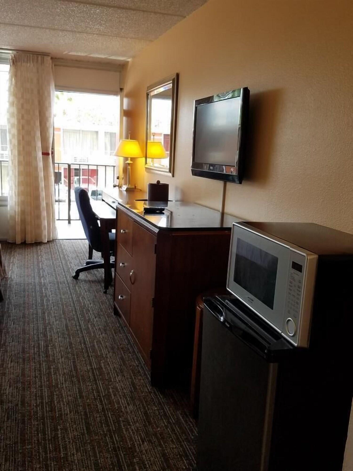 Motel Sun And