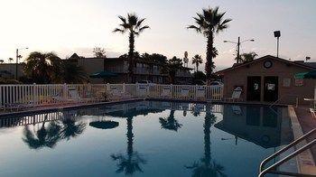 Motel Sun And 2*